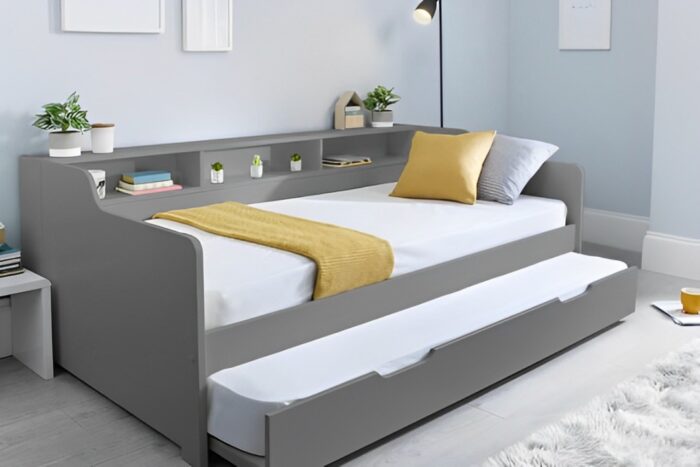 Deluxe Twin Daybed with Trundle Bed