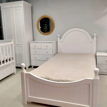 Designer Elegant White Bedroom Set – Classic & Timeless Design