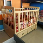 OakNest Classic Baby Cot